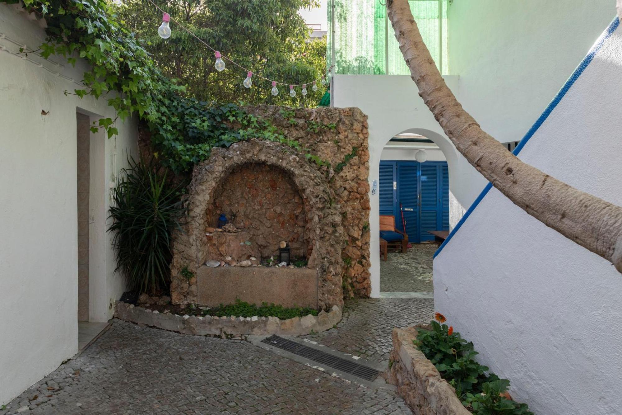 Le Penguin Hostel Distrito de Distrito de Faro Exterior foto